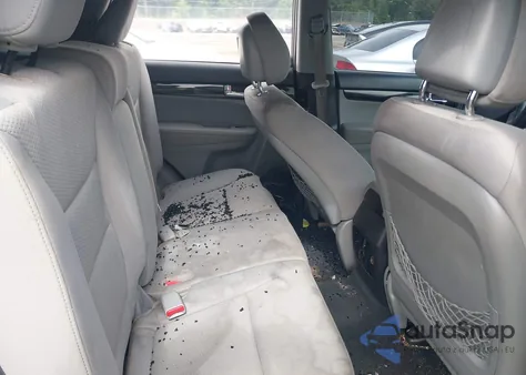 2011 Kia Sorento Lx V6 from USA, damaged, VIN 5XYKTDA20BG083627